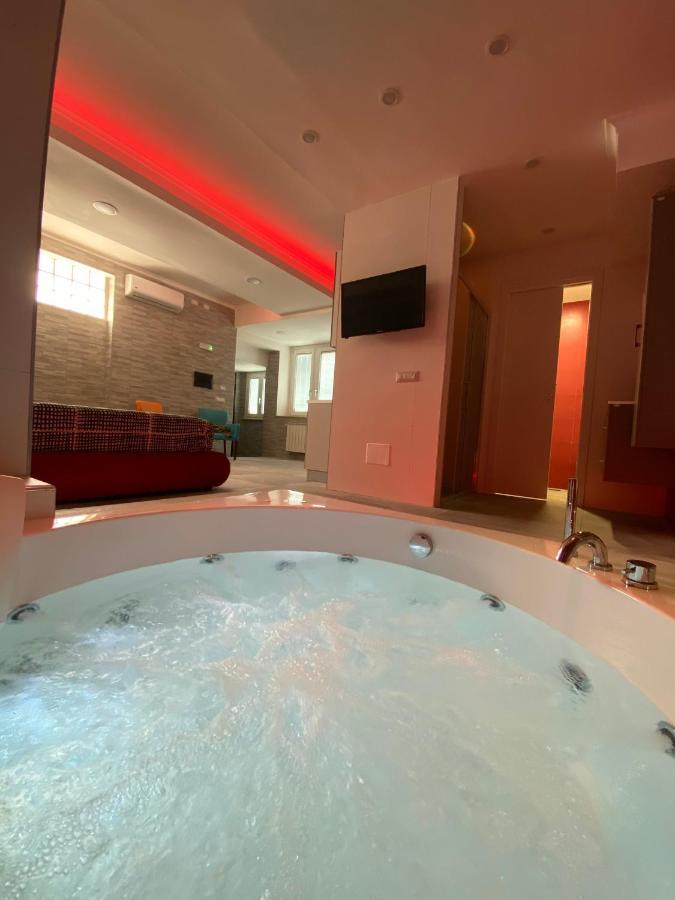 Sweet Home & Wellness Luxury Apartment Nettuno Eksteriør bilde